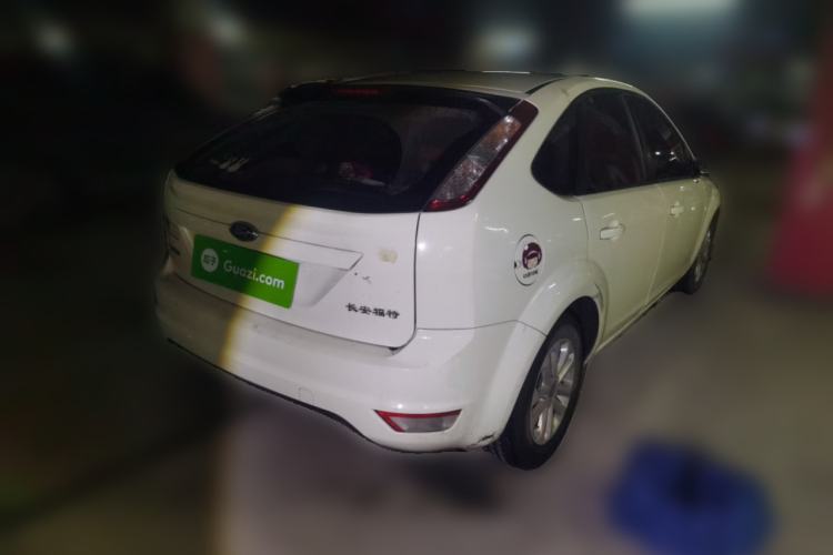 Used Ford Focus 2013 Hatchback Classic 1.8L Automatic Base Model Rear Right 45 Deg