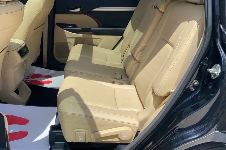 Used Toyota Highlander 2015 2.0T Four-Wheel Drive Luxury Edition 7-Seater
