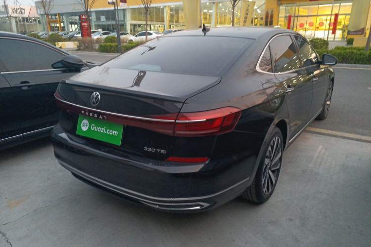 Used Volkswagen Passat 2023 Facelift 330TSI Luxury Edition