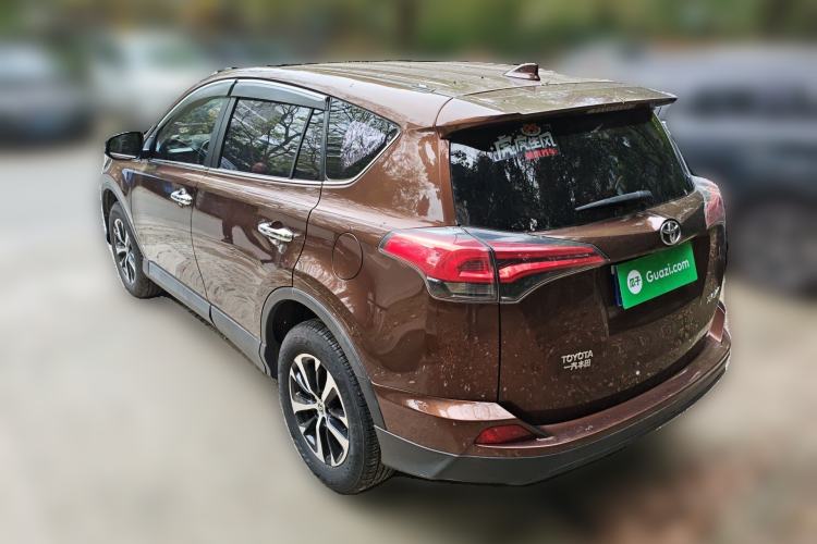 Used Toyota RAV4 2016 2.0L CVT Two-Wheel Drive Fashion Edition China V Standard Rear Left 45 Deg