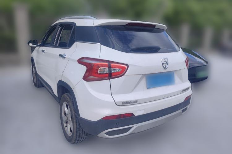 Used Baojun 510 2017 1.5L Manual Fashion Model