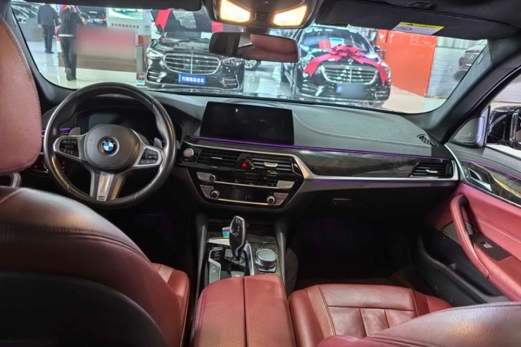 Used BMW 5 Series 2020 530Li Luxury Edition M Sport Package Interior 3