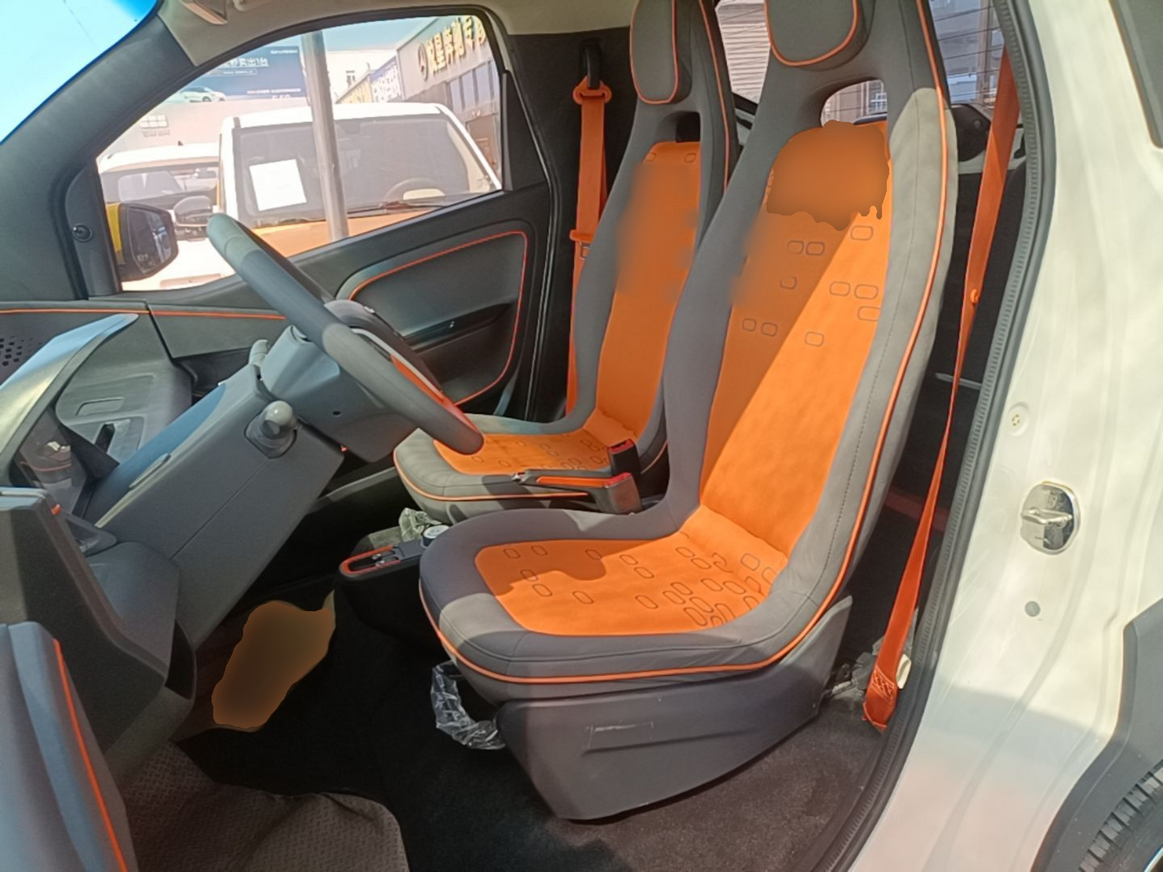 Interior delantero