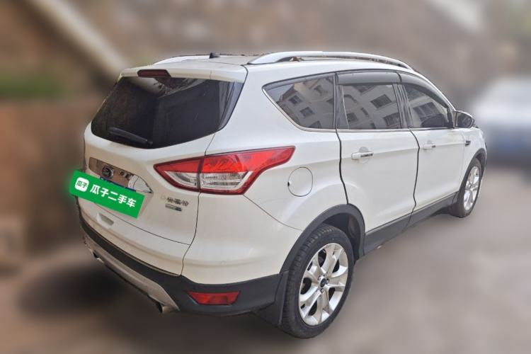 Used Ford Kuga 2015 2.0L GTDi Four-Wheel-Drive Sport Model
