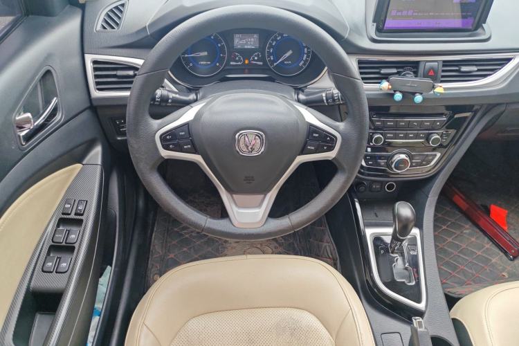 Used CHANGAN Alsvin V7 2015 1.6L Automatic Enjoyment Model China IV Standard Steering Wheel