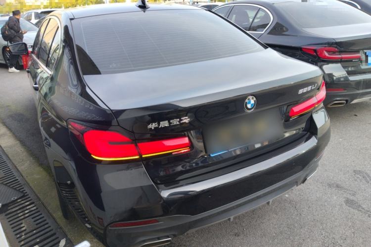 Used BMW 5 Series 2022 Second Facelift 525Li M Sport Package Rear Left 45 Deg