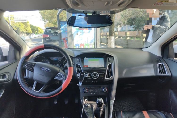 Used Ford Focus 2018 Two-Door Classic EcoBoost 125 Manual - Supercharged Style SmartDrive Edition