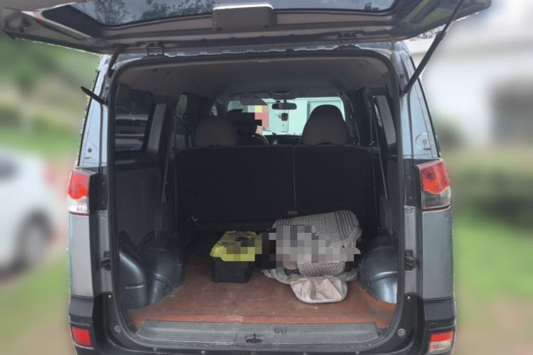 Used Dongfeng Shuaike 2011 1.6L Manual Commercial 5-Seater Trunk