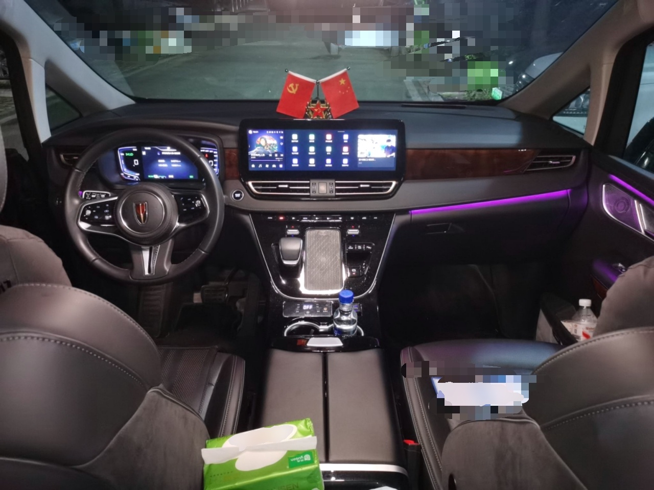 Hongqi HQ9 PHEV 2024 2.0T Four-Wheel Drive Luxury Edition — снимка 6