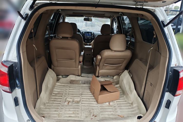 Used Baojun 730 2014 1.5L Manual Luxury Navigation ESP Version 7 Seats
