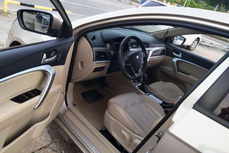 Used Geely Auto Emgrand 2017 Sedan Million Edition 1.5L CVT Upward Connectivity Version
