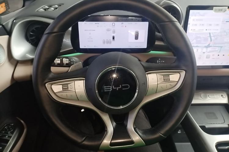 Used BYD Dolphin 2025 Intelligent Driving Version 410 km Fashion Edition