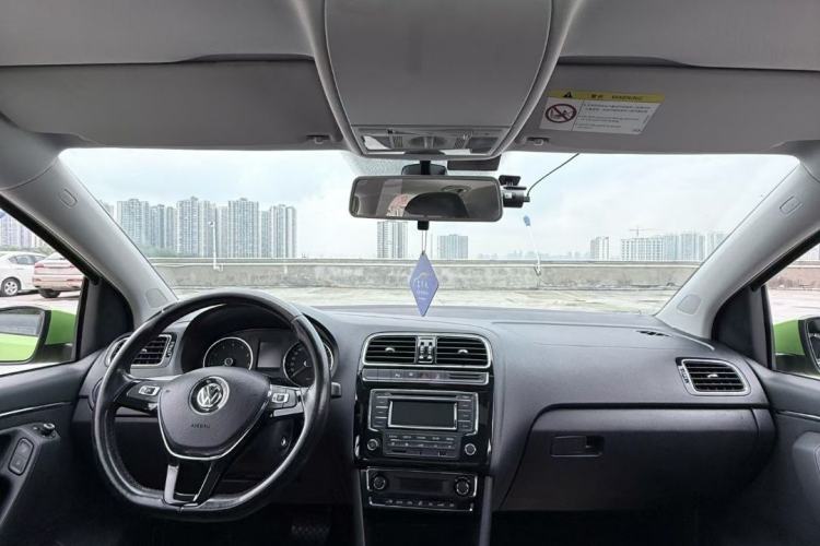 Used Volkswagen Polo 2014 1.6L Automatic Luxury Edition Interior 4