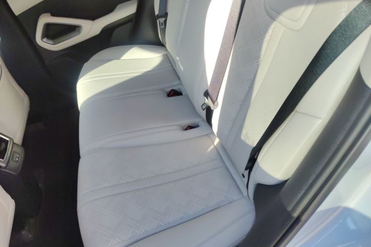 Used BYD Yuan UP 2025 Model 301KM Leading Version
