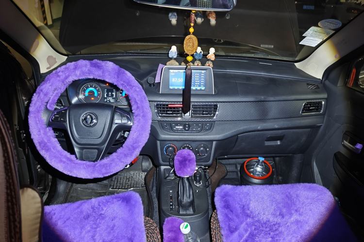 Used Dongfeng Fengon 370 2017 1.5L CVT Fashion Edition 7-Seater
