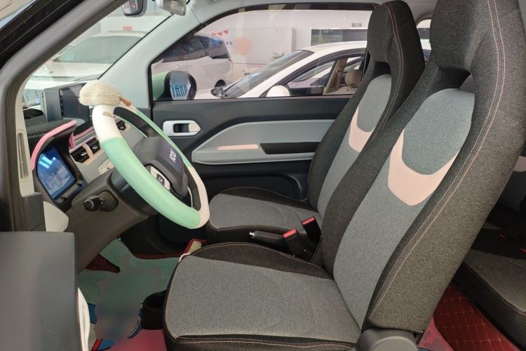 Used Chery QQ Ice Cream 2022 170km Sundae Phosphate Lithium-Ion