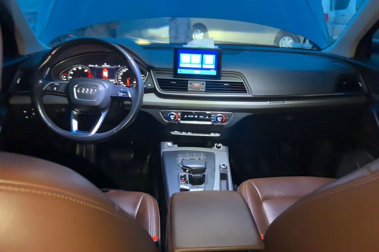 Used Audi Q5L 2018 40 TFSI Prestige Edition China VI Emission Standard
