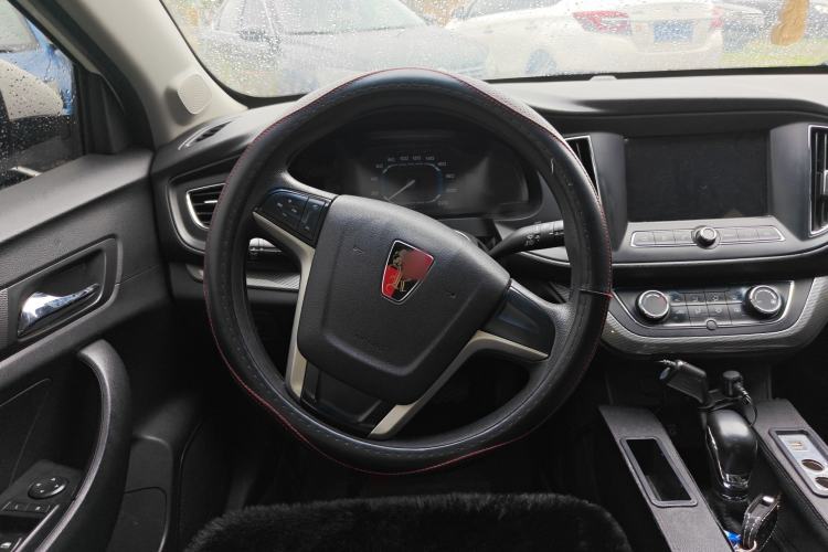 Used Roewe 360 2015 1.5L Automatic Luxury Edition
