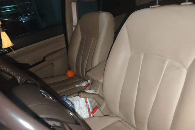 Used Baojun 730 2015 1.8L Manual Luxury Navigation ESP Version 7-seater