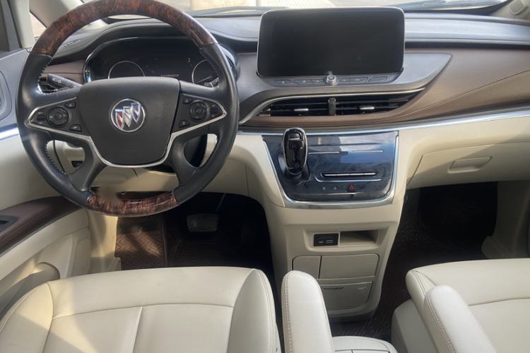 Used Buick GL8 2022 Land Business Class 652T Luxury Model Interior 3