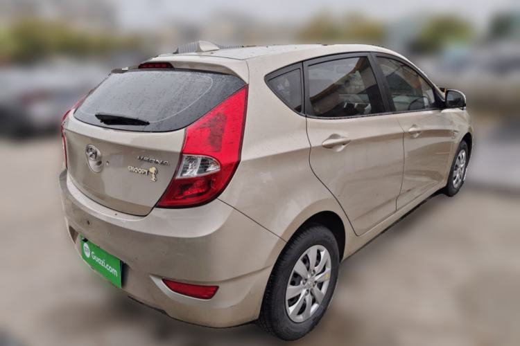 Used Hyundai Verna (older generation) 2011 Hatchback 1.4L Automatic Comfort Model GS Rear Right 45 Deg