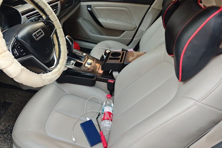 Used Zotye Z700 2016 1.8T DCT Elegant Version
