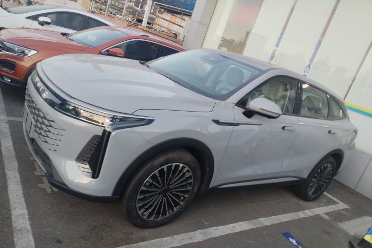 Used EXEED Stellar C-DM 2024 1.5T Long-Range Pro
