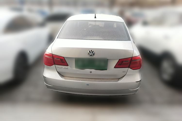 Used Volkswagen Jetta 2015 Value Edition 1.6L Manual Fashionable Style
