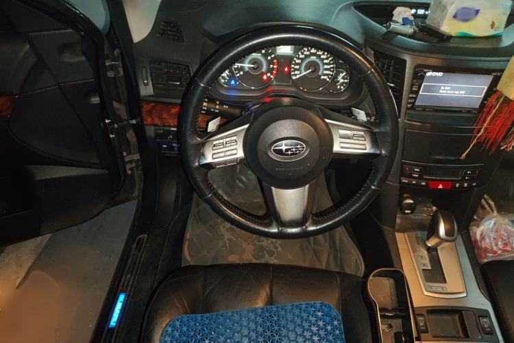 Used Subaru Outback 2011 2.5i Luxury Navigation Edition