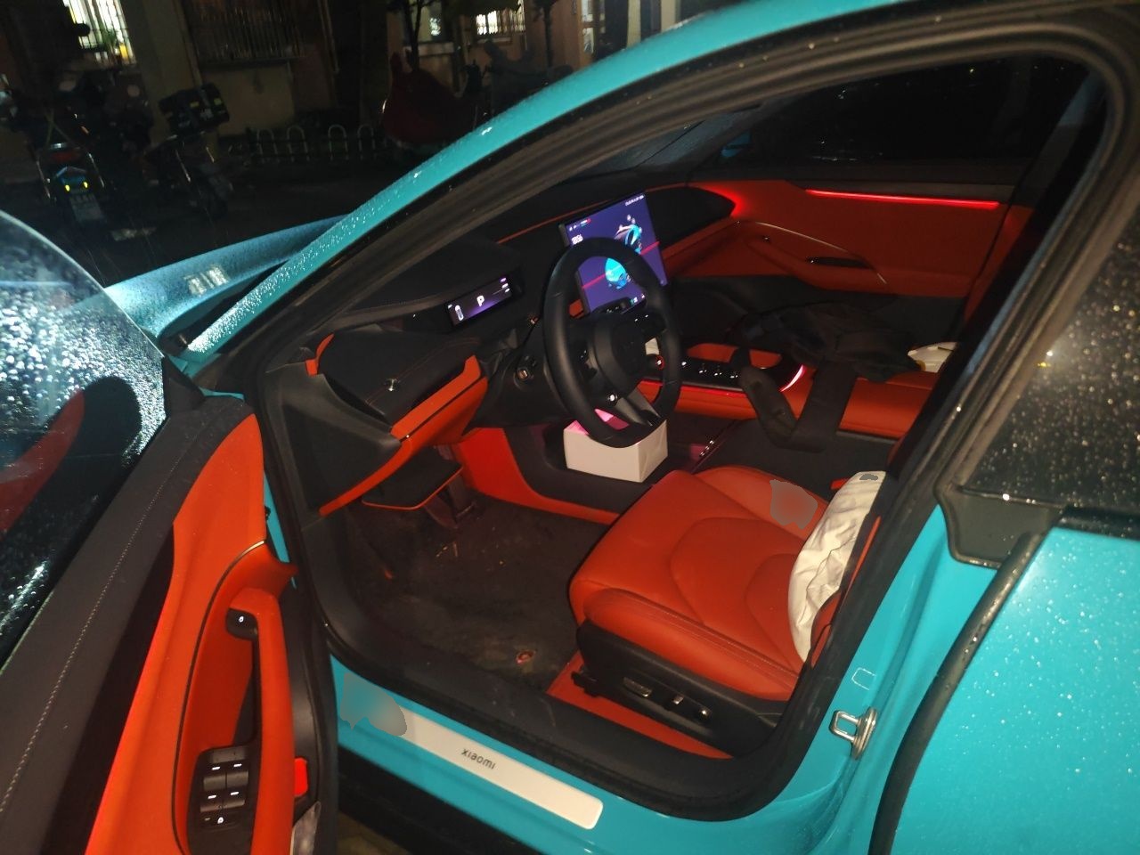 Xiaomi Auto SU7 2024 Rear-Drive Ultra-Long Range Advanced Pro-Level Intelligent Driving Version — снимка 16