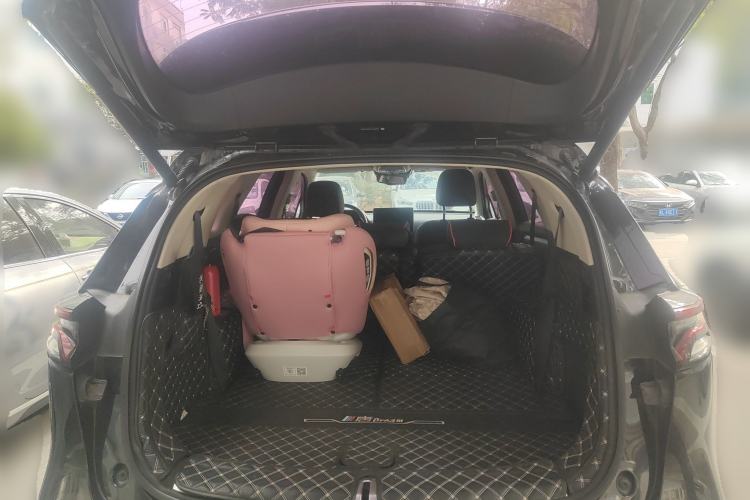 Used BYD Tang 2018 2.0T Automatic SmartConnect Prestige 7-Seater China V Standard