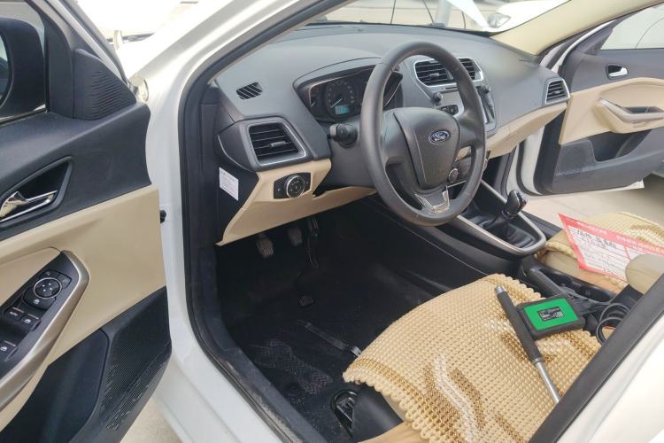 Used Ford Escort 2015 1.5L Manual Comfort Model