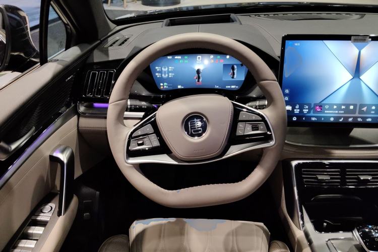 Used BYD Tang New Energy 2025 Intelligent Driving Version DM-i 115KM Flagship Edition Steering Wheel