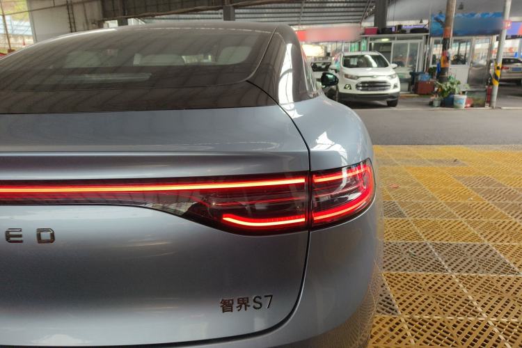 Used Hima Luxeed S7 2024 Max