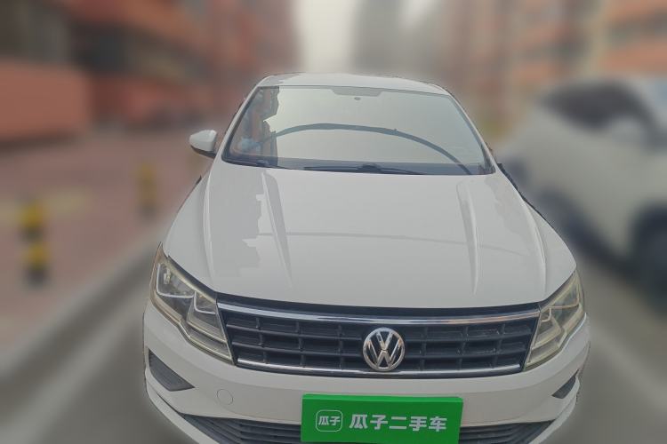 Used Volkswagen Jetta 2017 1.5L Manual Fashion Edition
