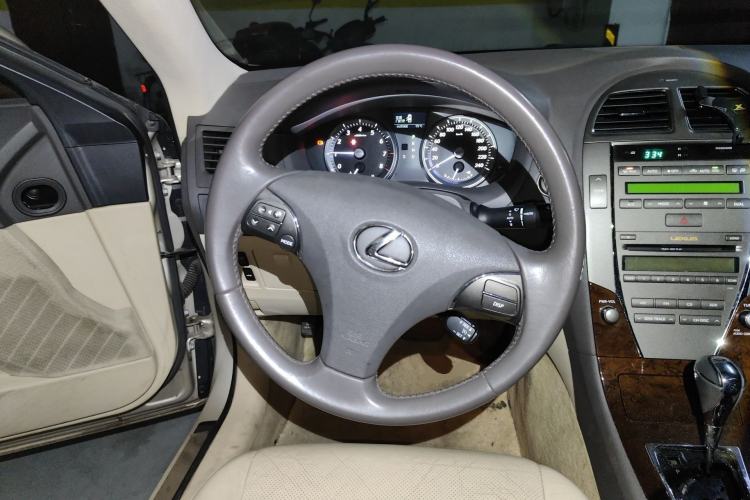 Used Lexus ES 2010 240 Elegant Edition