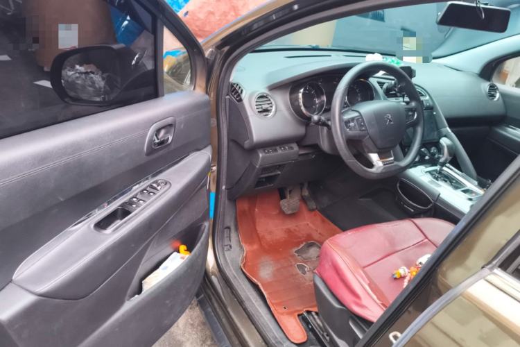 Used Peugeot 3008 2016 2.0L Automatic Classic Edition Driver Seat