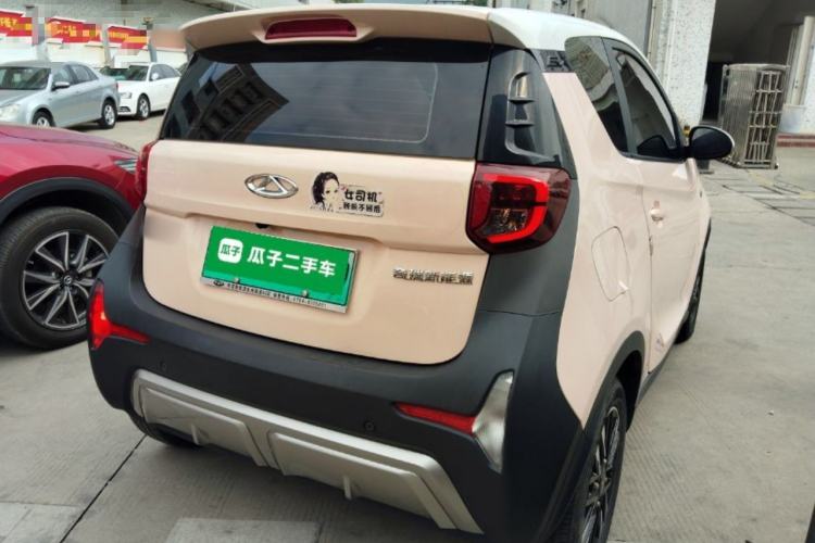 Used Chery Little Ant 2022 Sweet Pink Edition Half-Sugar Version Lithium Iron Phosphate 29.2 kWh 30 kW 301 km