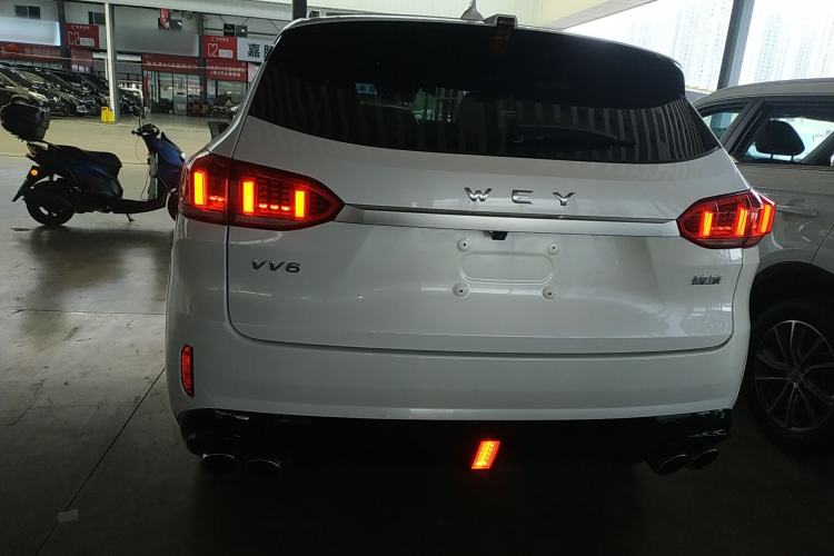 Used Wey VV6 2021 2.0T Two-Wheel Drive Smart Plus
