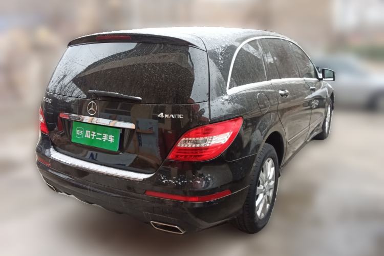 Used Mercedes-Benz R-Class 2017 R 320 4MATIC Business Edition Prestige Model