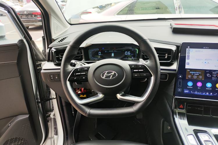 Used Hyundai Custo 2024 380TGDi LUX Premium Smart & Luxurious Edition
