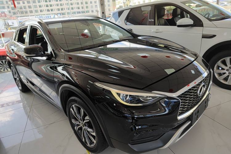 Used Infiniti QX30 2017 2.0T Four-Wheel Drive Fashion Edition
