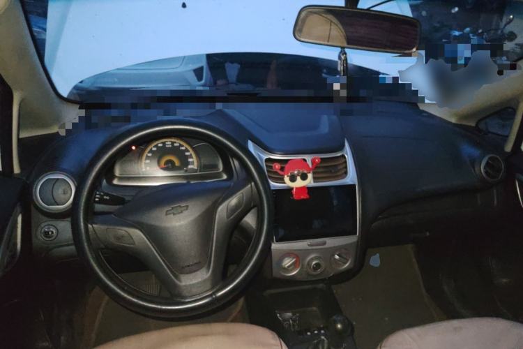 Used Chevrolet Sail 2013 Sedan 1.2L Manual Fashionable Happiness Edition Center Console