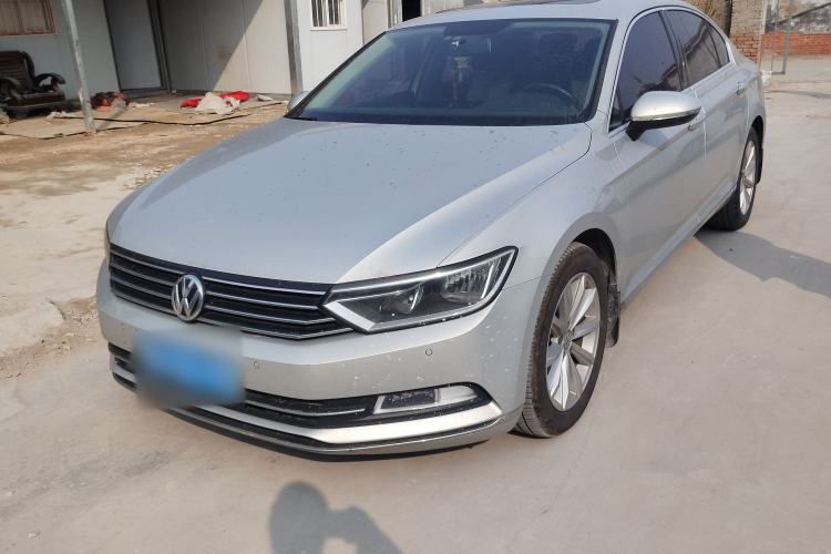 Used Volkswagen Magotan 2018 330TSI DSG Advanced Model
