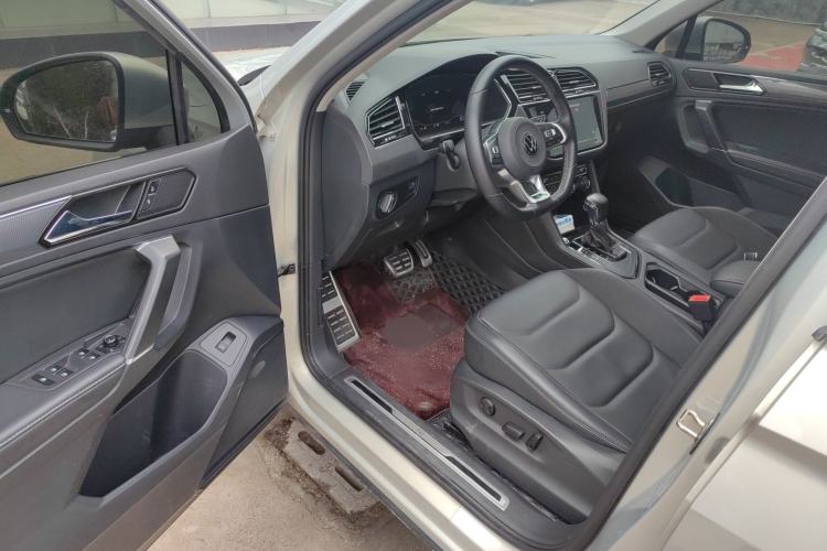 Used Volkswagen Tiguan L 2021 330TSI Automatic Two-Wheel Drive R-Line Enhanced Edition Driver Seat