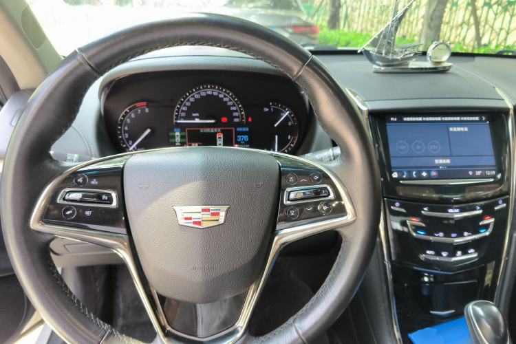 Used Cadillac ATS-L 2017 28T Fashion Edition Steering Wheel