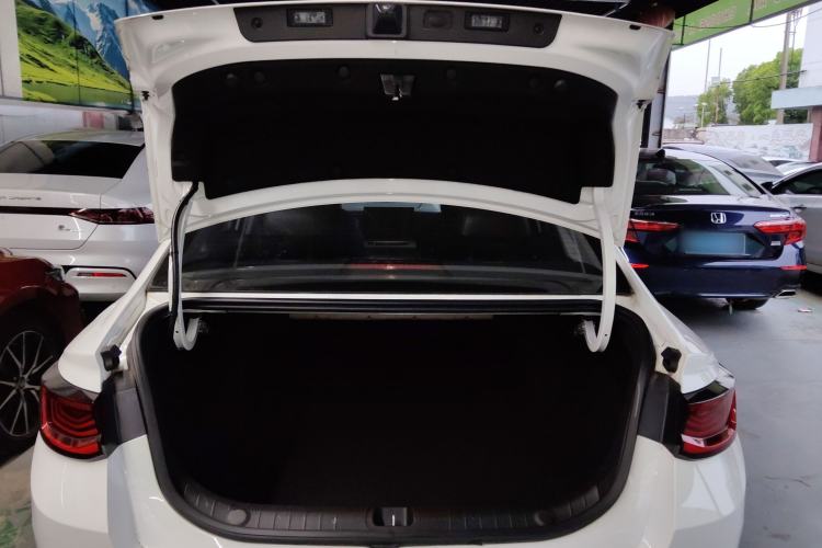 Used Geely Auto Emgrand L 2022 1.4T CVT Ultimate Model
