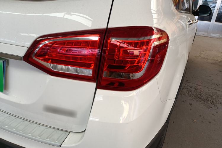 Used Haval H6 2015 Sport Edition 1.5T Automatic Two-Wheel Drive Luxury Model
