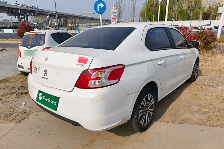 Used Peugeot 301 2016 1.6L Manual Happiness Edition