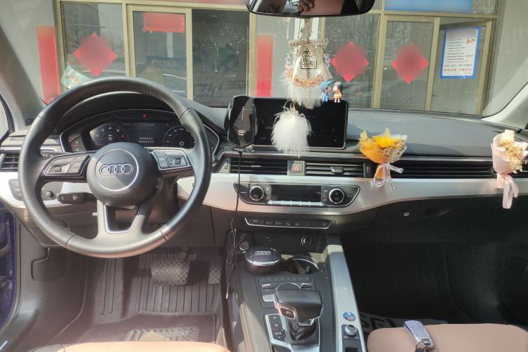 Used Audi A4L 2019 40 TFSI Fashion Version China V